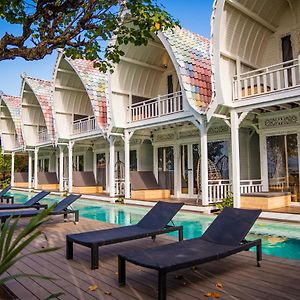 Mambo Beach Resort